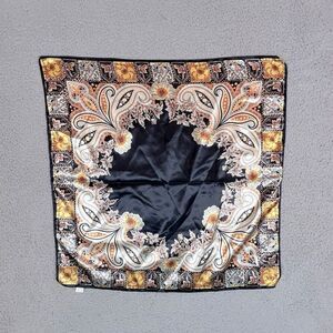 WOMENS SILK SQUARE BLUE AND GOLD DESIGN